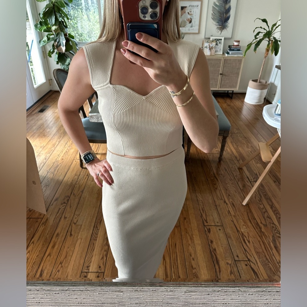 House of Harlow 1960 Two Piece Set Size S NWT - Picture 3 of 10
